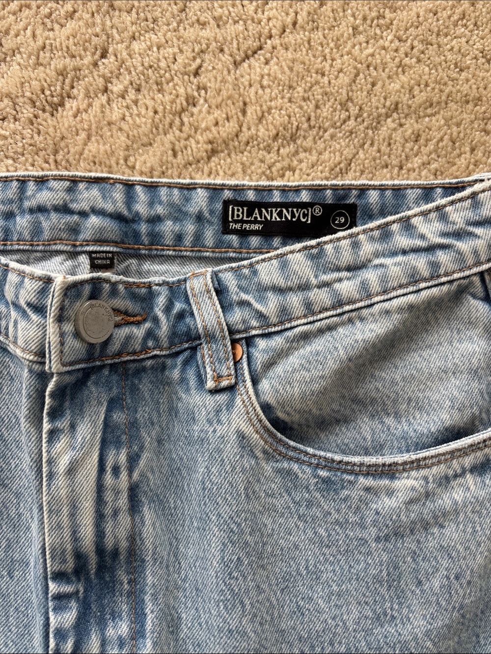 Blank NYC Denim Shorts - Picture 3 of 3
